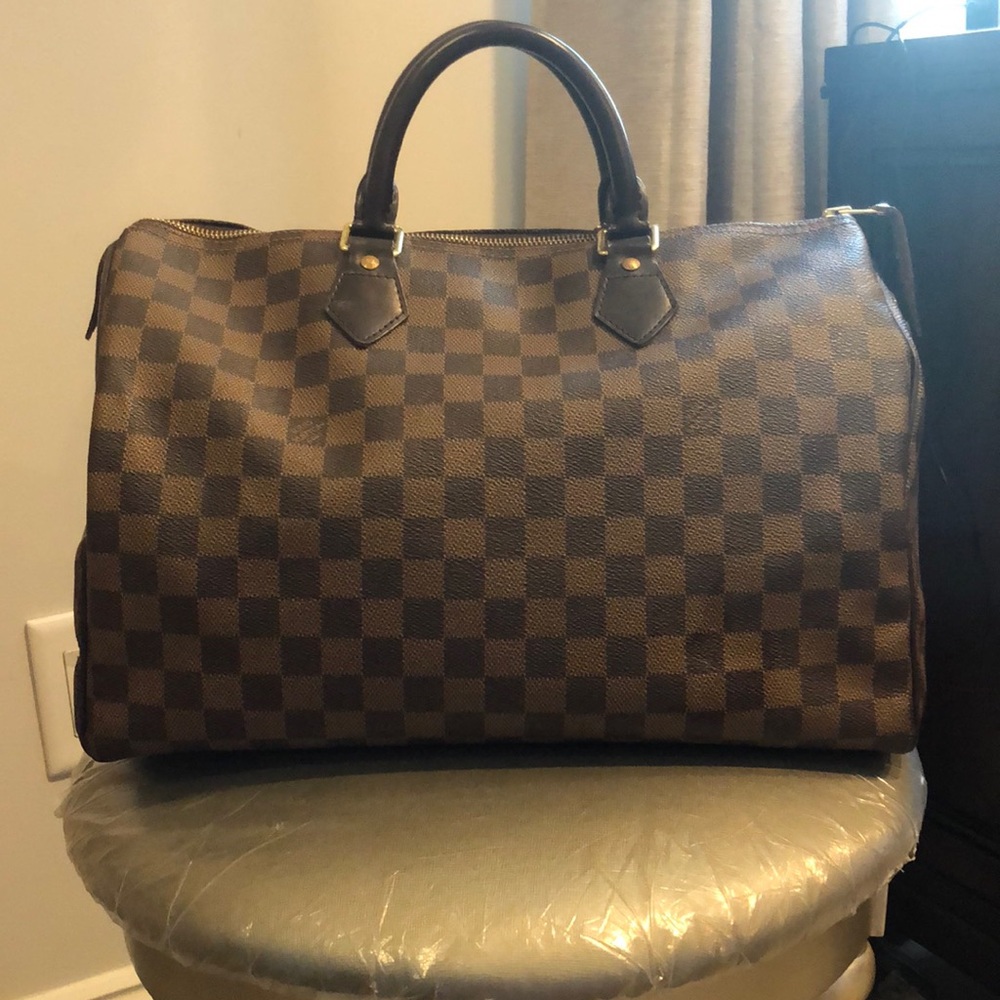 Louis Vuitton Speedy 35